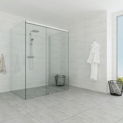 U-Form Dusche aus Glas 